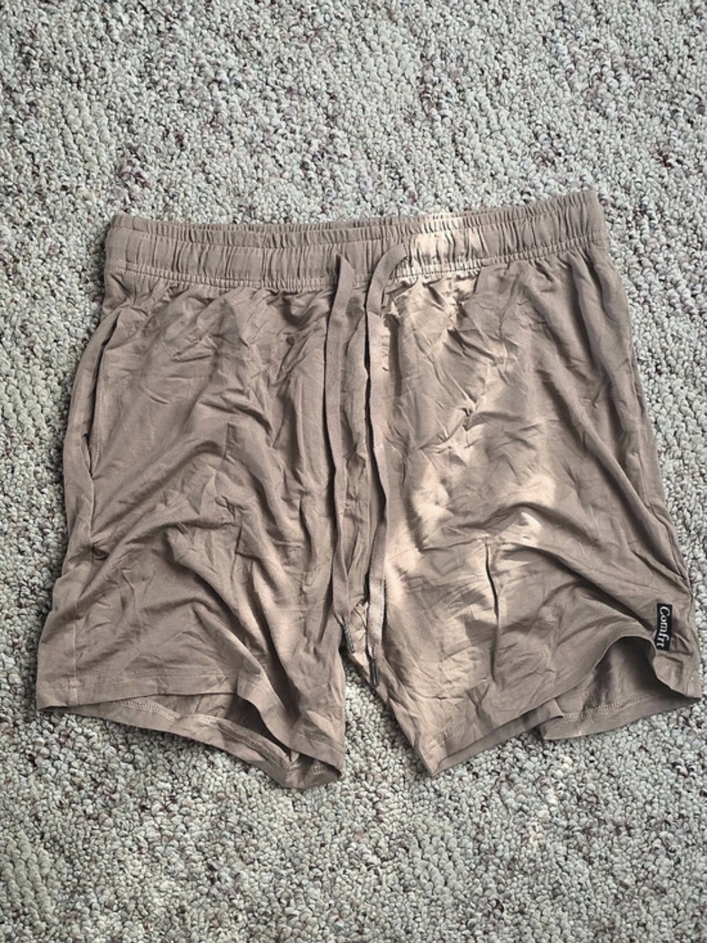 Comfort Athletic Shorts in Tan45 Size Large Like New